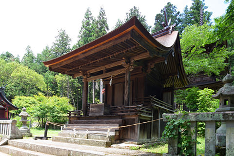 新海三社神社