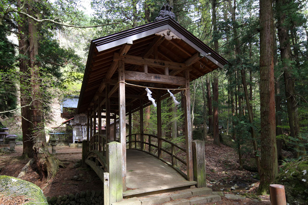 Shiono Shrine - Ueda City