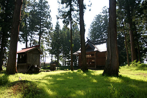 Ichikawatani Daimoto Shrine - Kijimadaira Village
