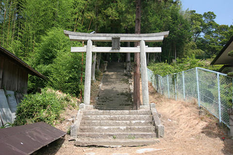 子安社鳥居