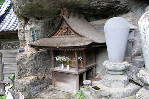 釈尊寺白山社