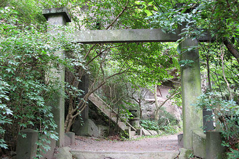 釈尊寺白山社