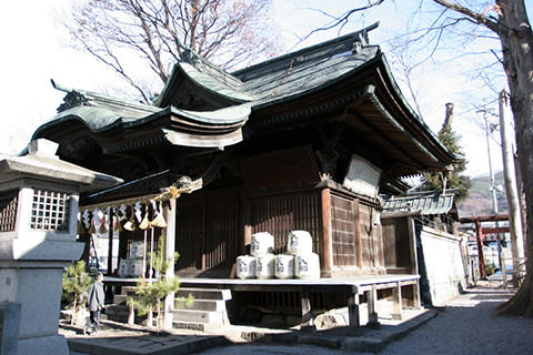 八剣神社