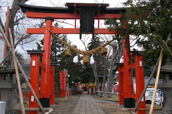 Ikushimatarushima jinja