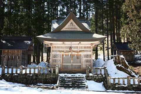 雨降宮嶺方諏訪神社