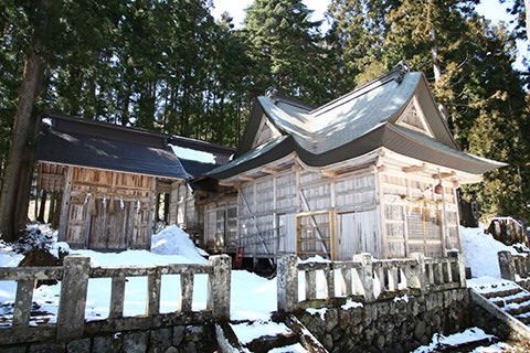 雨降宮嶺方諏訪神社