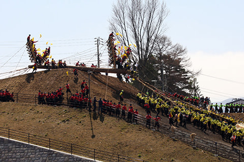 上社御柱山出し