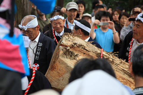 飯沼諏訪神社御柱