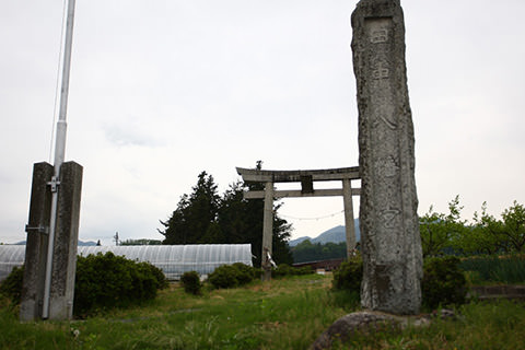 鳥居