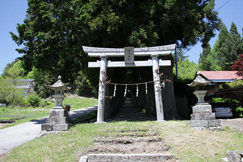 浪合神社