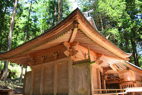 浪合神社