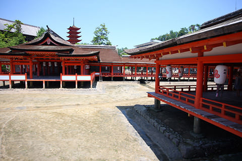 厳島神社