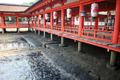 厳島神社