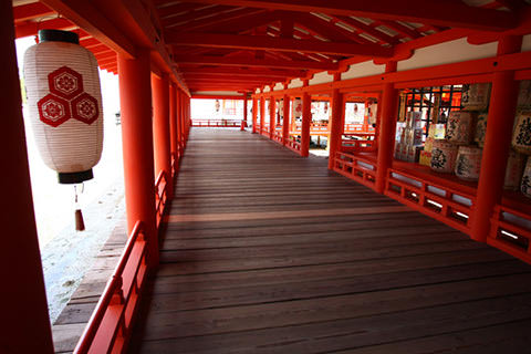 厳島神社