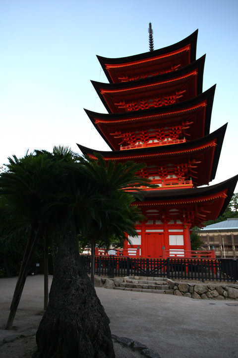 厳島神社