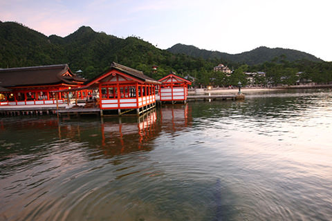 厳島神社