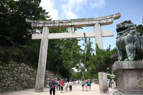 厳島神社