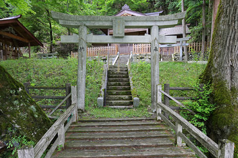 衣更著神社