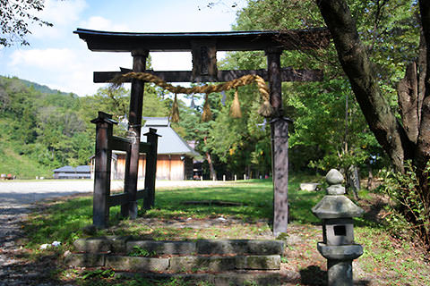 千国諏訪神社