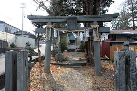 御射山神戸八幡社