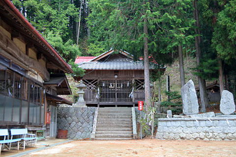 金野諏訪社