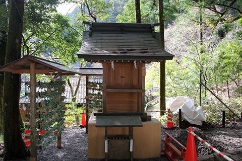 貴船神社