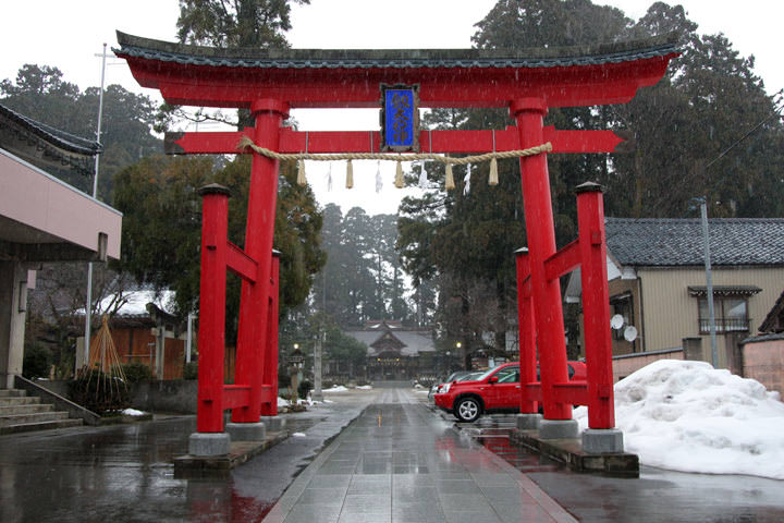 Tsurugi jinja