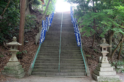 岩上神社