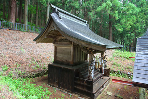 八幡宮鞠子社合殿