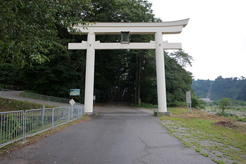 雄山神社