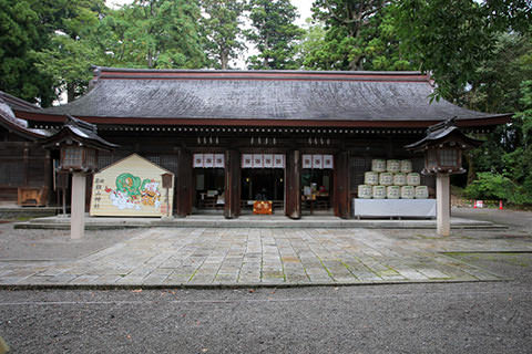 雄山神社