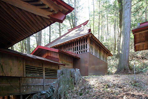 白山神社