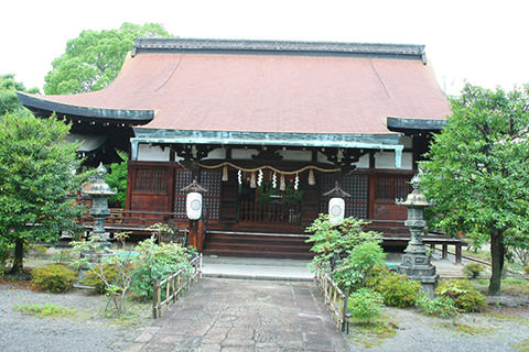 六孫王神社