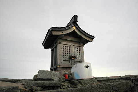 穂高神社嶺宮