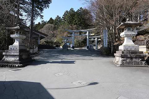 三峯神社