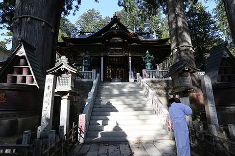 三峯神社